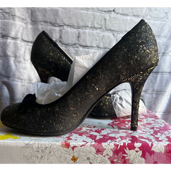 Chinese Laundry Fall for Glitter Women’s Heels Gold Size 8.5 M New in Box - Picture 1 of 10